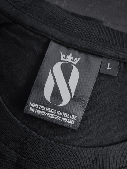 𝖔𝖘𝖖𝖚𝖎𝖘𝖎𝖙𝖊 Skull - Oversized T-Shirt